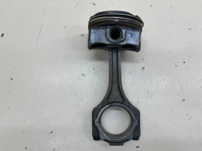 Поршень с шатуном Toyota Camry (V40) 2006-2011 Поршень с шатуном Toyota Camry (V40) 2006-2011