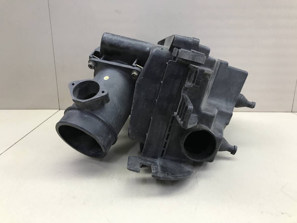 Корпус воздушного фильтра Nissan Primera (P12) 2002-2007
