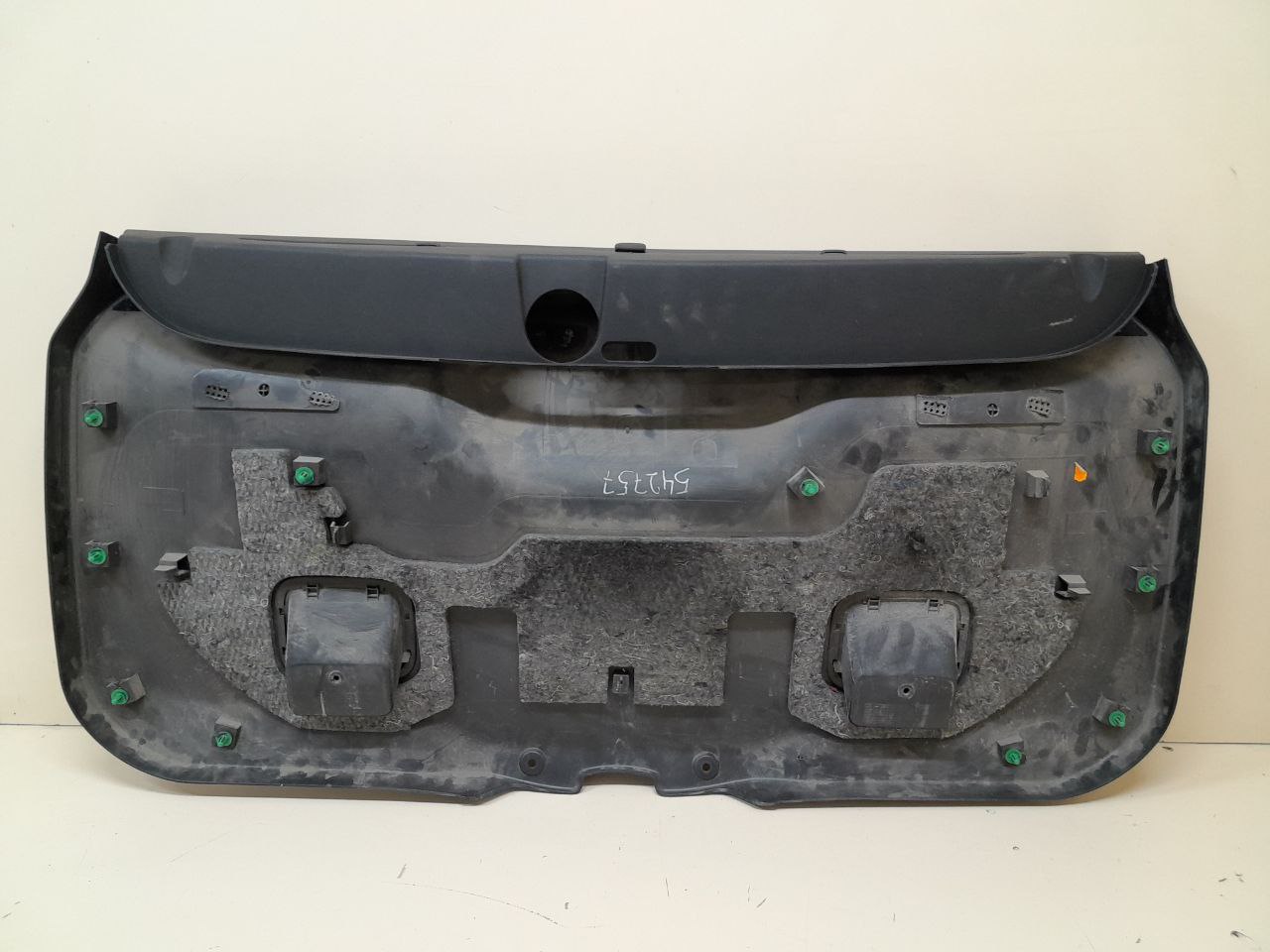 Обшивка двери багажника Citroen Grand C4 Picasso 2006-2014 Обшивка двери багажника Citroen Grand C4 Picasso 2006-2014