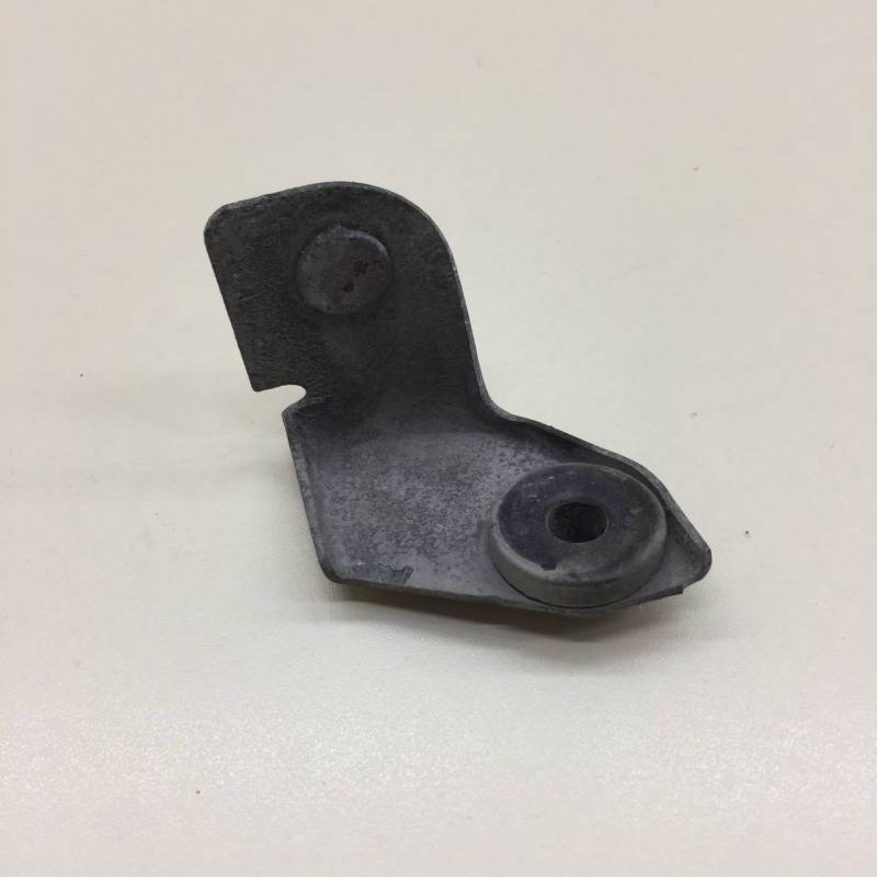 Кронштейн кондиционера Nissan Primera (P12) 2002-2007