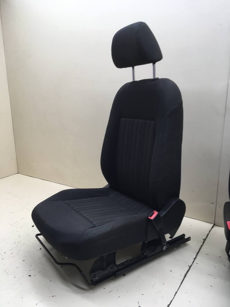 Сиденье (комплект) Volkswagen Polo (MK5) 2011-2020 Сиденье (комплект) Volkswagen Polo (MK5) 2011-2020