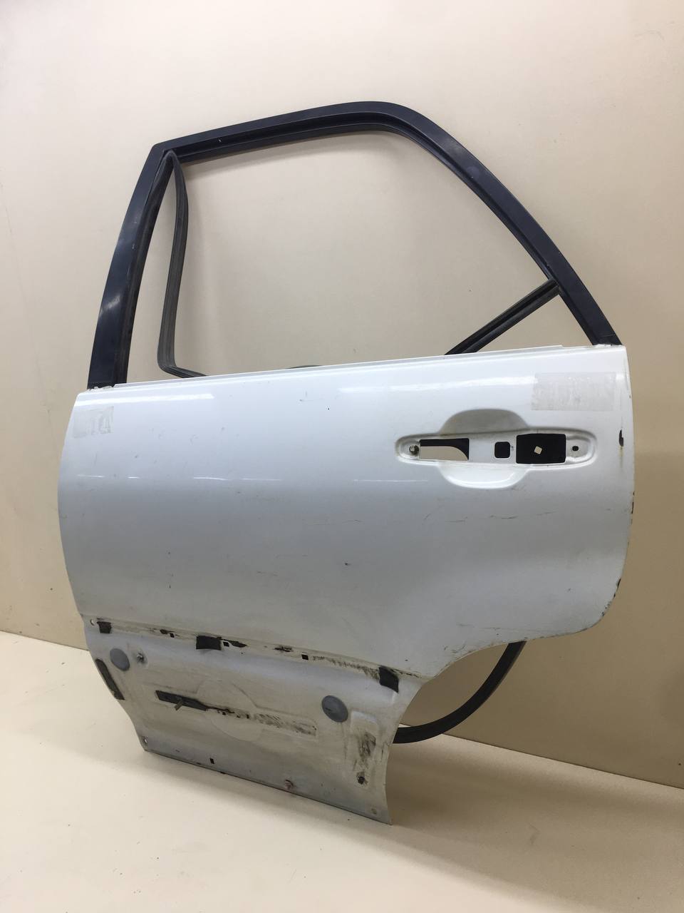 Дверь задняя левая Lexus RX 300 (XU10) 1997-2003 Дверь задняя левая Lexus RX 300 (XU10) 1997-2003