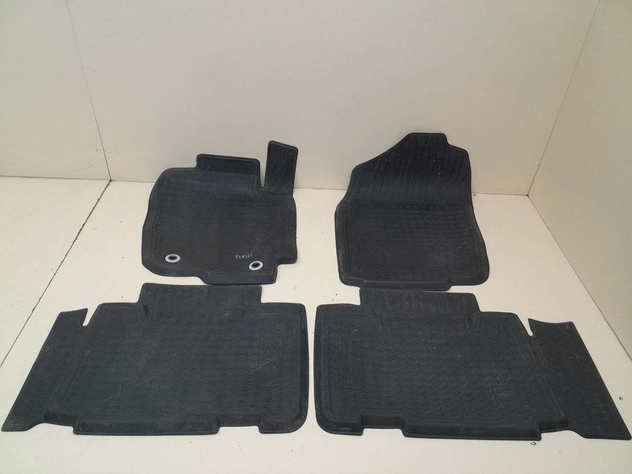 К-кт ковриков салона Toyota Rav 4 (XA40) 2013-2019 К-кт ковриков салона Toyota Rav 4 (XA40) 2013-2019