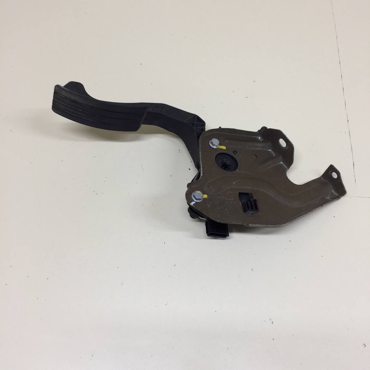 Педаль газа Renault Duster (HSA, HSM) 2012>