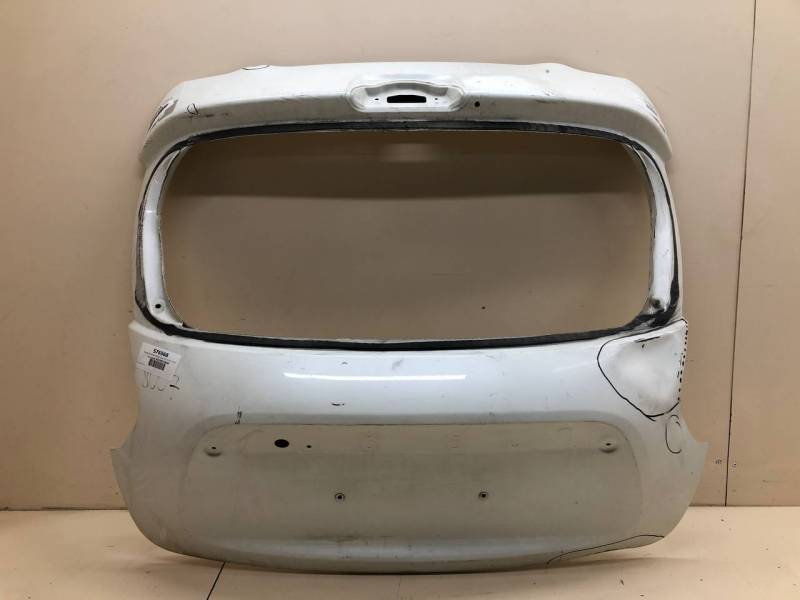 Крышка багажника Nissan Juke (YF15) 2011-2020
