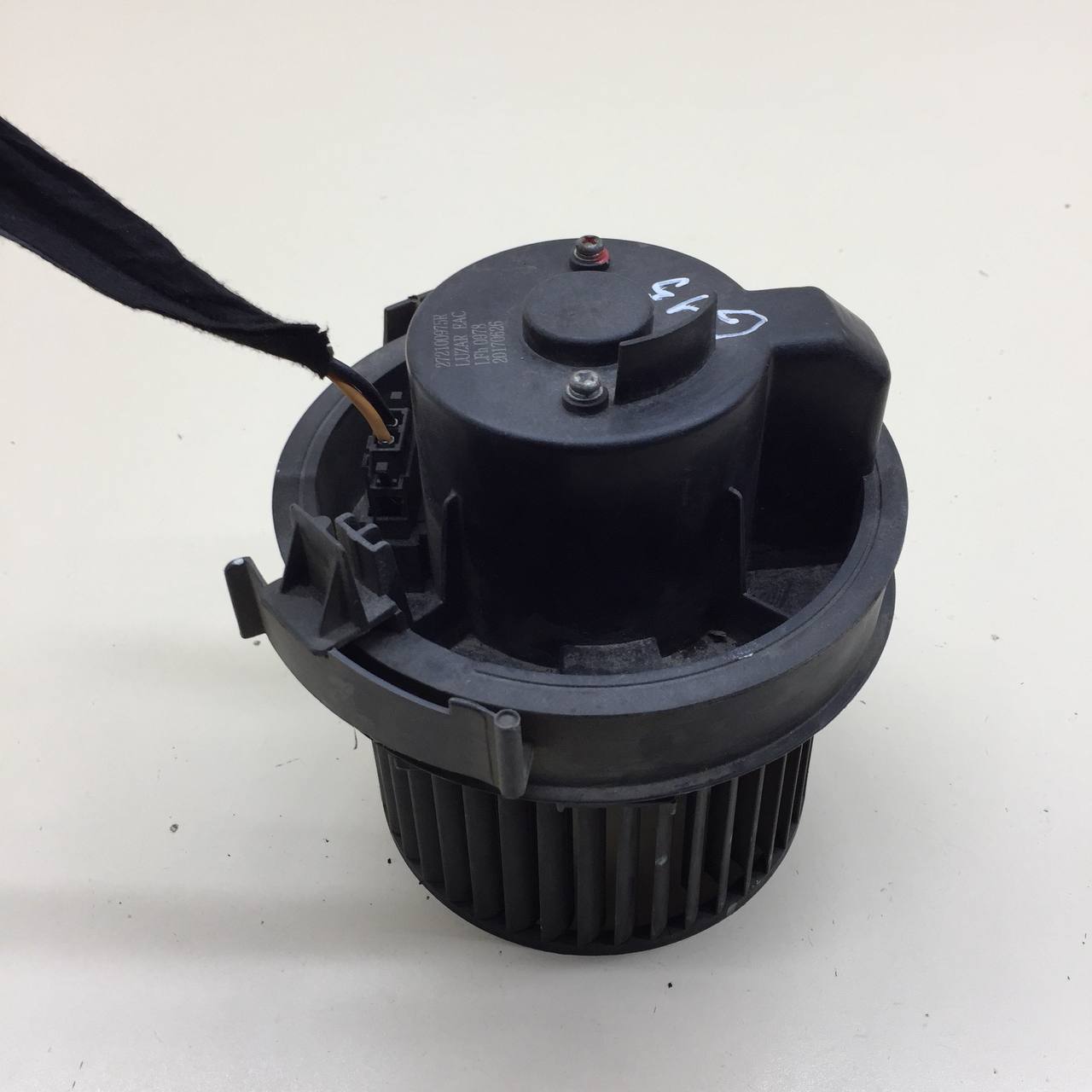 Моторчик отопителя Renault Logan (2) 2014>