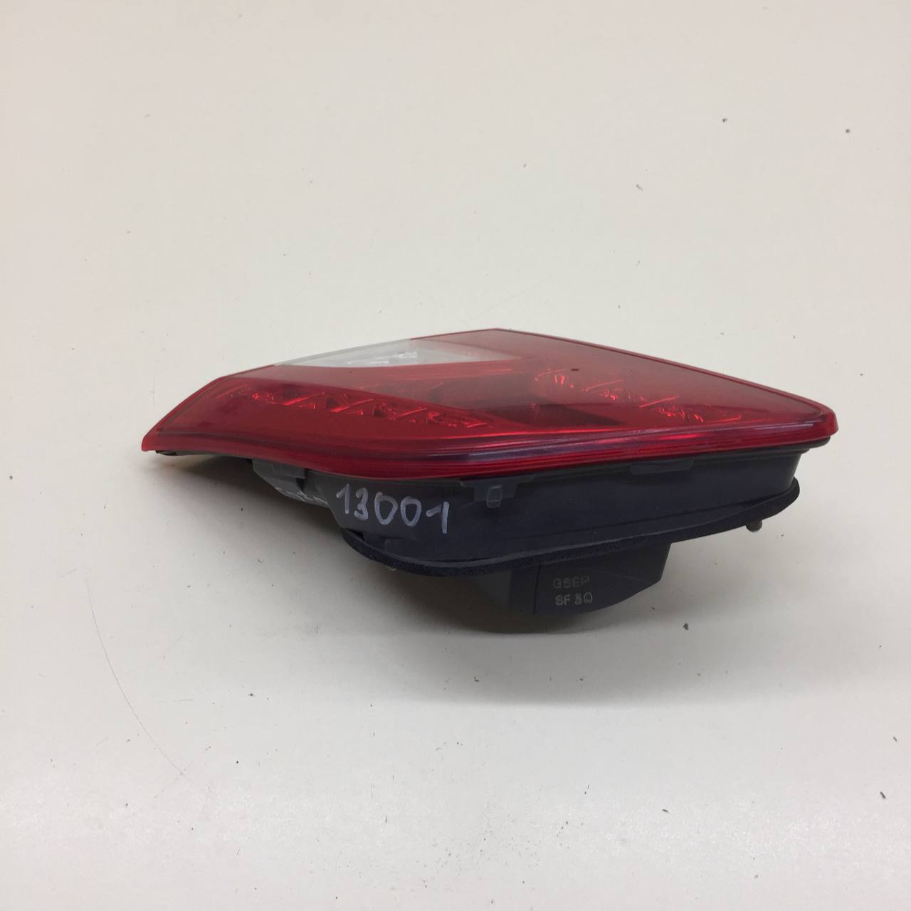 Фонарь задний внутренний правый Nissan Sentra (B17) 2013-2017