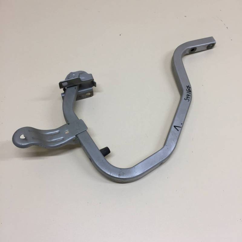 Петля крышки багажника Renault Logan (1) 2005-2014 Петля крышки багажника Renault Logan (1) 2005-2014