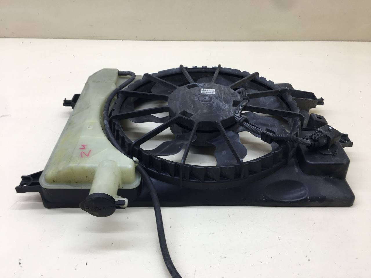 Диффузор вентилятора Hyundai Elantra (MD) 2011-2016