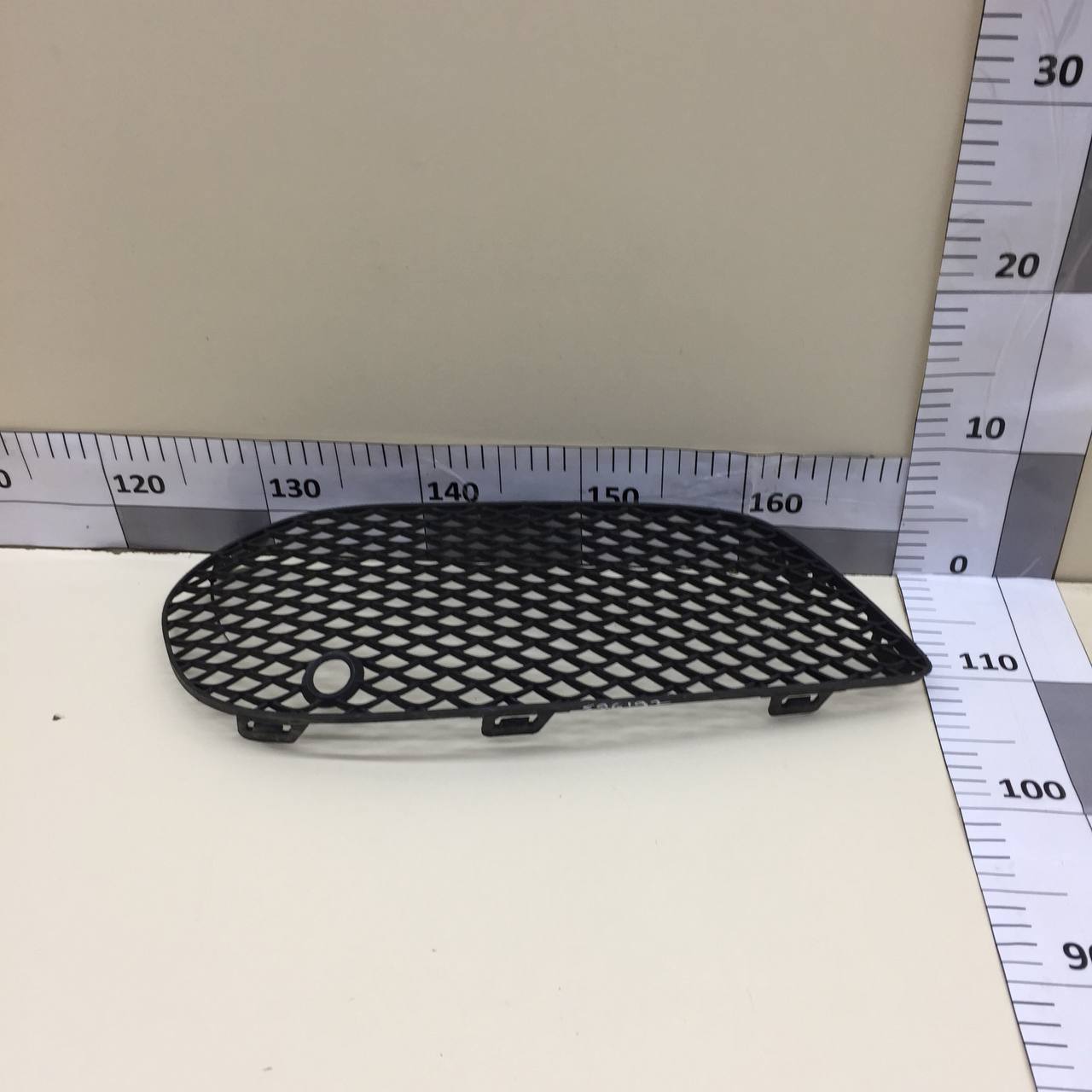 Решетка в бампер левая Mercedes-Benz C-Class (W205) 2014>