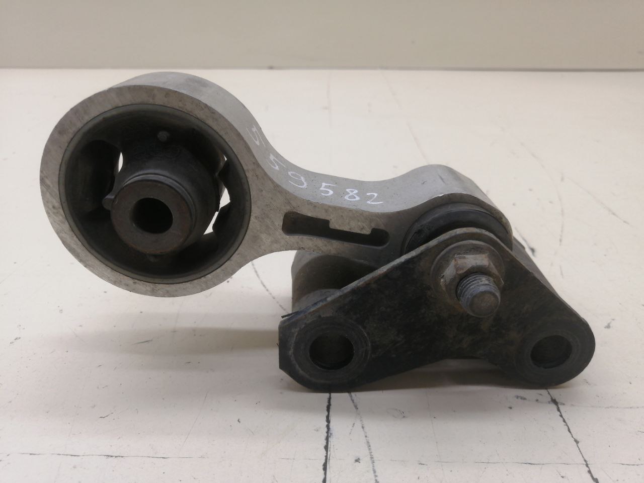 Опора двигателя задняя Mazda Mazda 6 (GG) 2002-2007