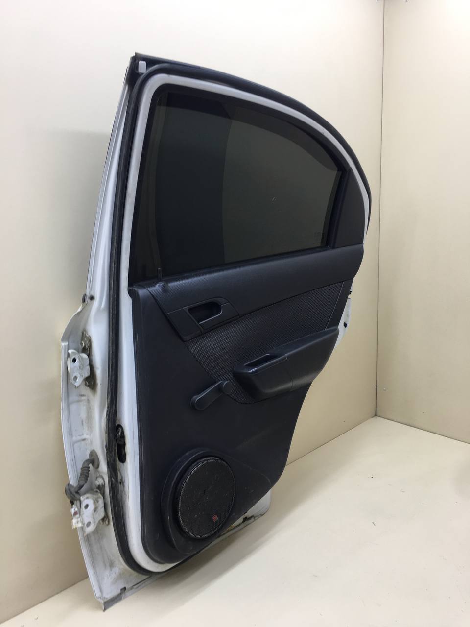 Дверь задняя правая Chevrolet Aveo T250 2005-2011 Дверь задняя правая Chevrolet Aveo T250 2005-2011