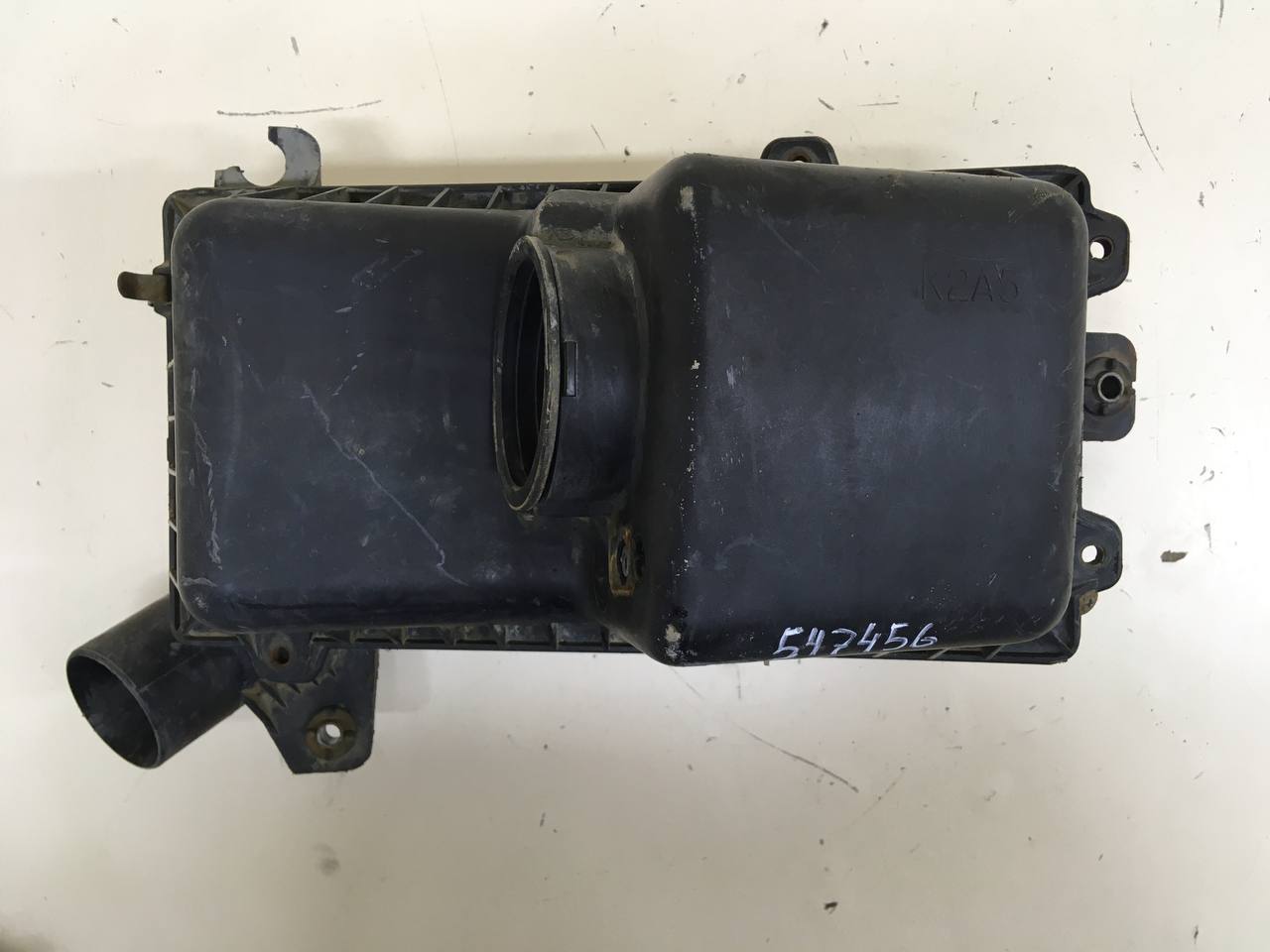 Корпус воздушного фильтра Kia Sephia 2001-2004