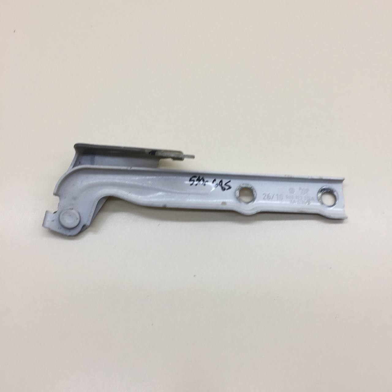 Петля капота правая Volkswagen Tiguan (5N1) 2007-2011 Петля капота правая Volkswagen Tiguan (5N1) 2007-2011