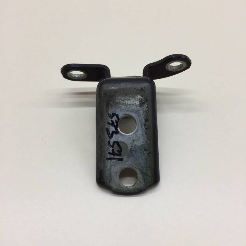Петля двери задней правой нижняя Toyota Camry (V50) 2011-2017