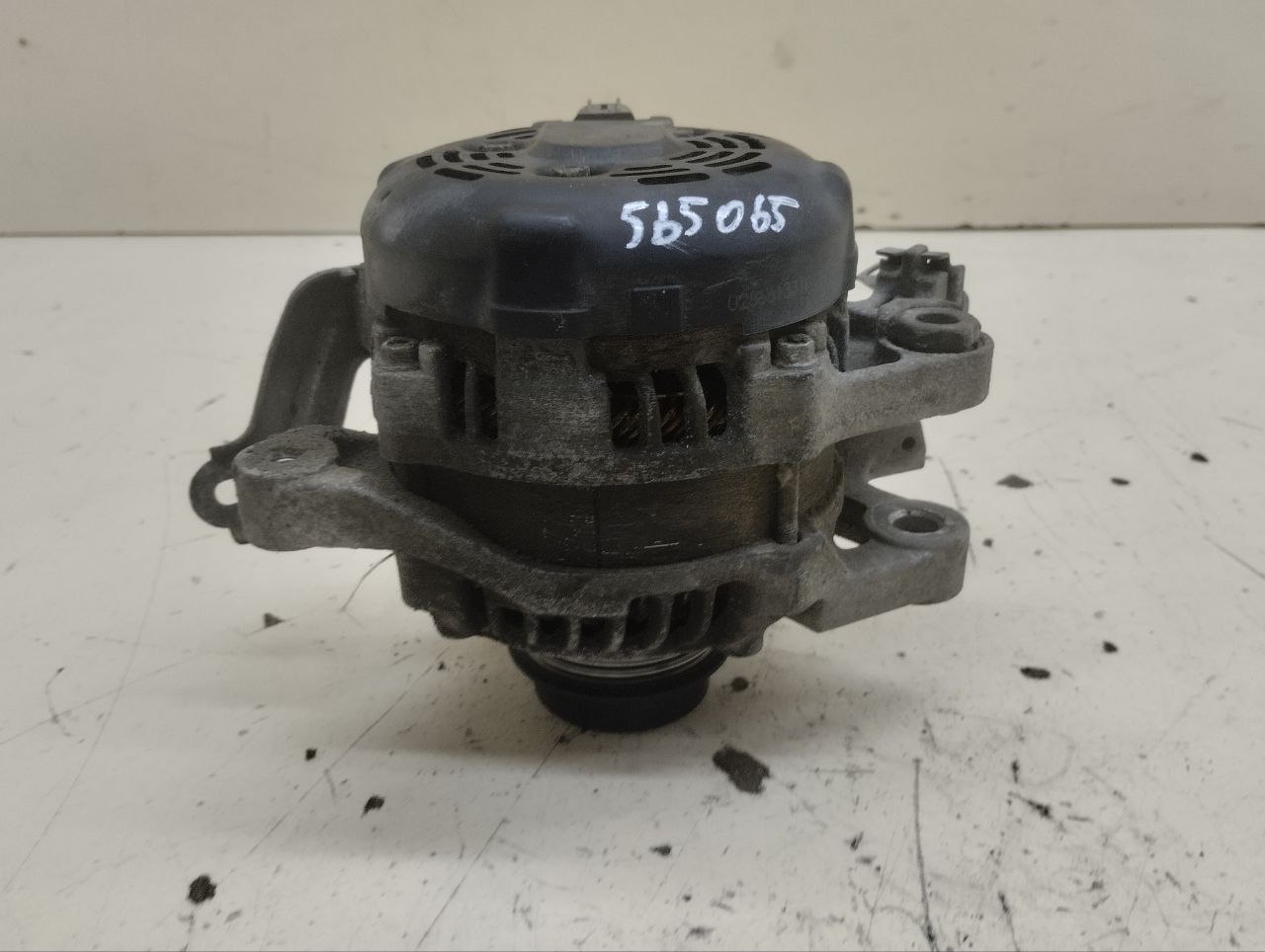 Генератор Toyota Corolla E180 2013-2019 Генератор Toyota Corolla E180 2013-2019