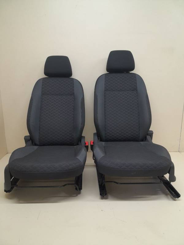Сиденье (комплект) Volkswagen Polo (MK5) 2011-2020 Сиденье (комплект) Volkswagen Polo (MK5) 2011-2020