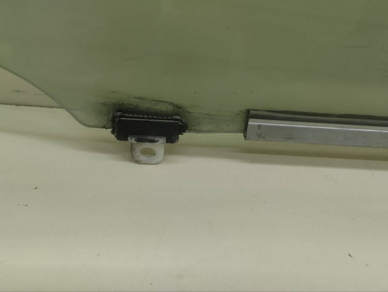 Стекло двери передней левой Toyota Rav 4 (A30) 2006-2013