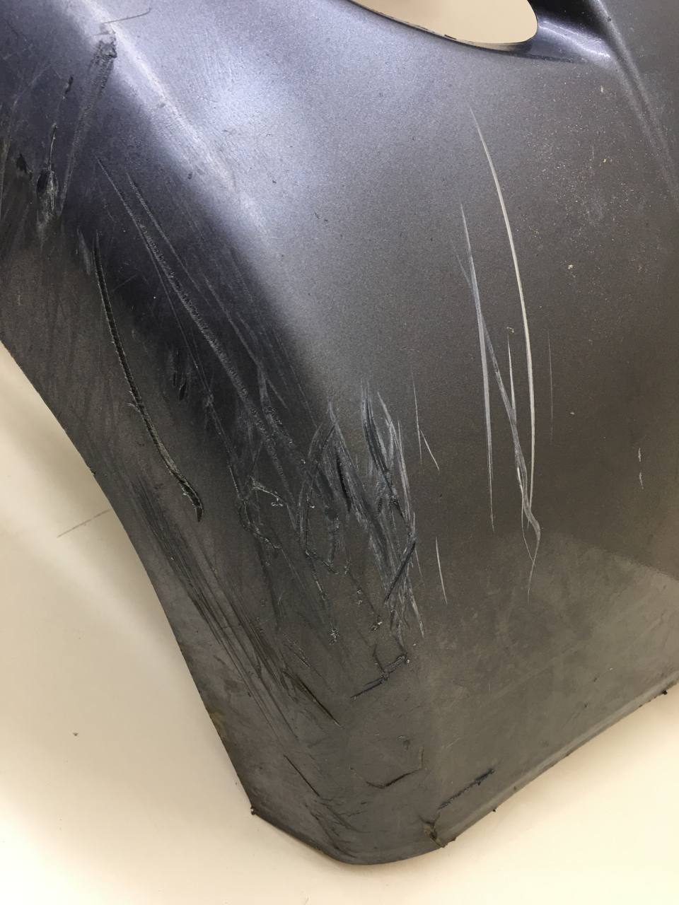 Бампер передний Mitsubishi Lancer 9  (CS/Classic) 2000-2011