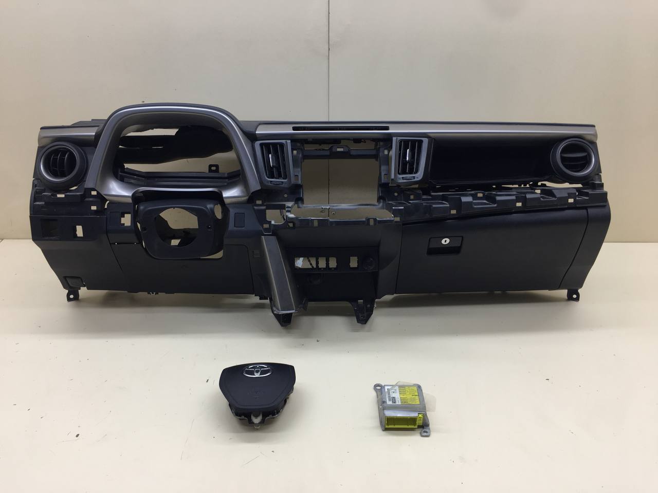 Подушка безопасности (комплект) Toyota Rav 4 (XA40) 2013-2019 Подушка безопасности (комплект) Toyota Rav 4 (XA40) 2013-2019