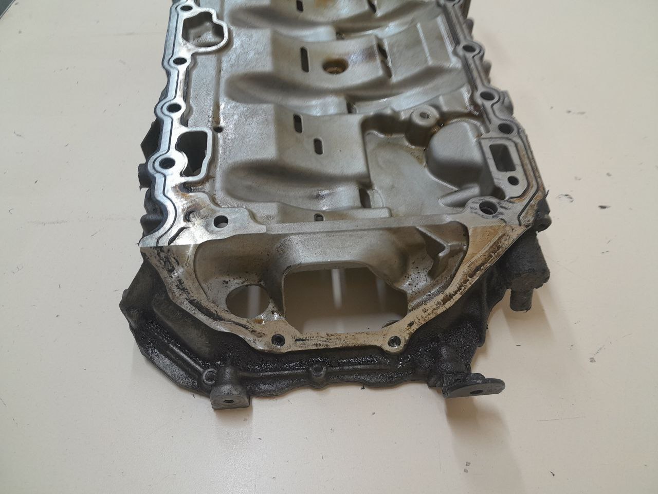 Поддон масляный двигателя Skoda Octavia (A5 1Z-) 2004-2013 Поддон масляный двигателя Skoda Octavia (A5 1Z-) 2004-2013