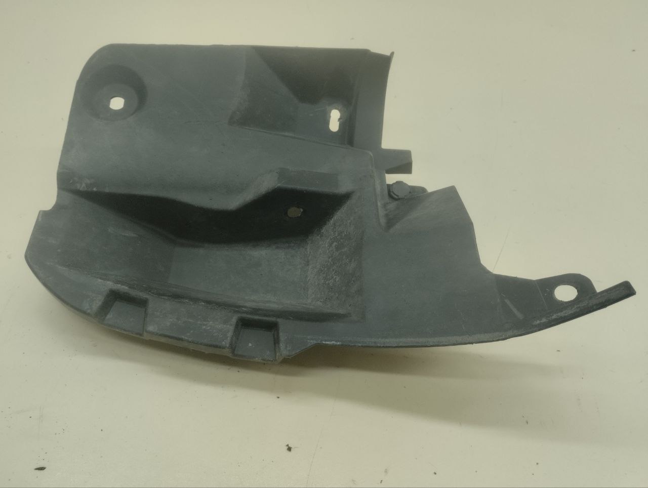 Пыльник (кузов наружные) Toyota Auris (E150) 2006-2012 Пыльник (кузов наружные) Toyota Auris (E150) 2006-2012