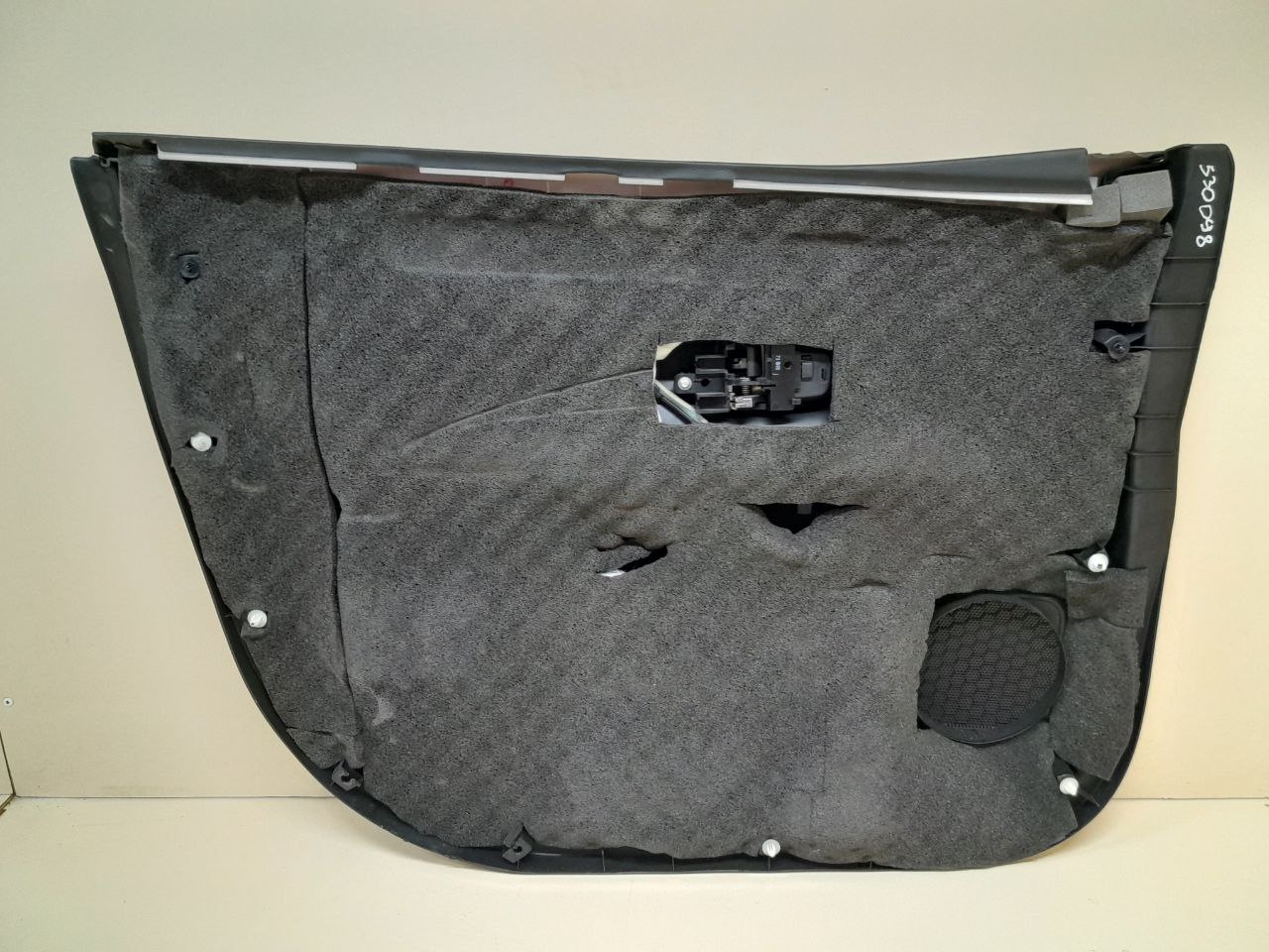 Обшивка двери передней правой Mitsubishi Outlander (GF) 2012>