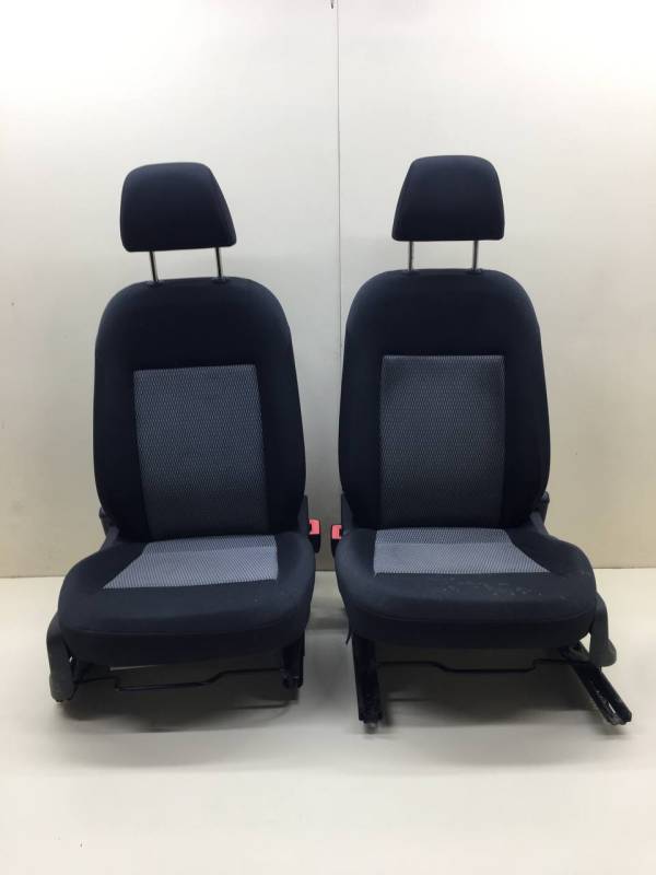Сиденье (комплект) Volkswagen Polo (MK5) 2011-2020 Сиденье (комплект) Volkswagen Polo (MK5) 2011-2020