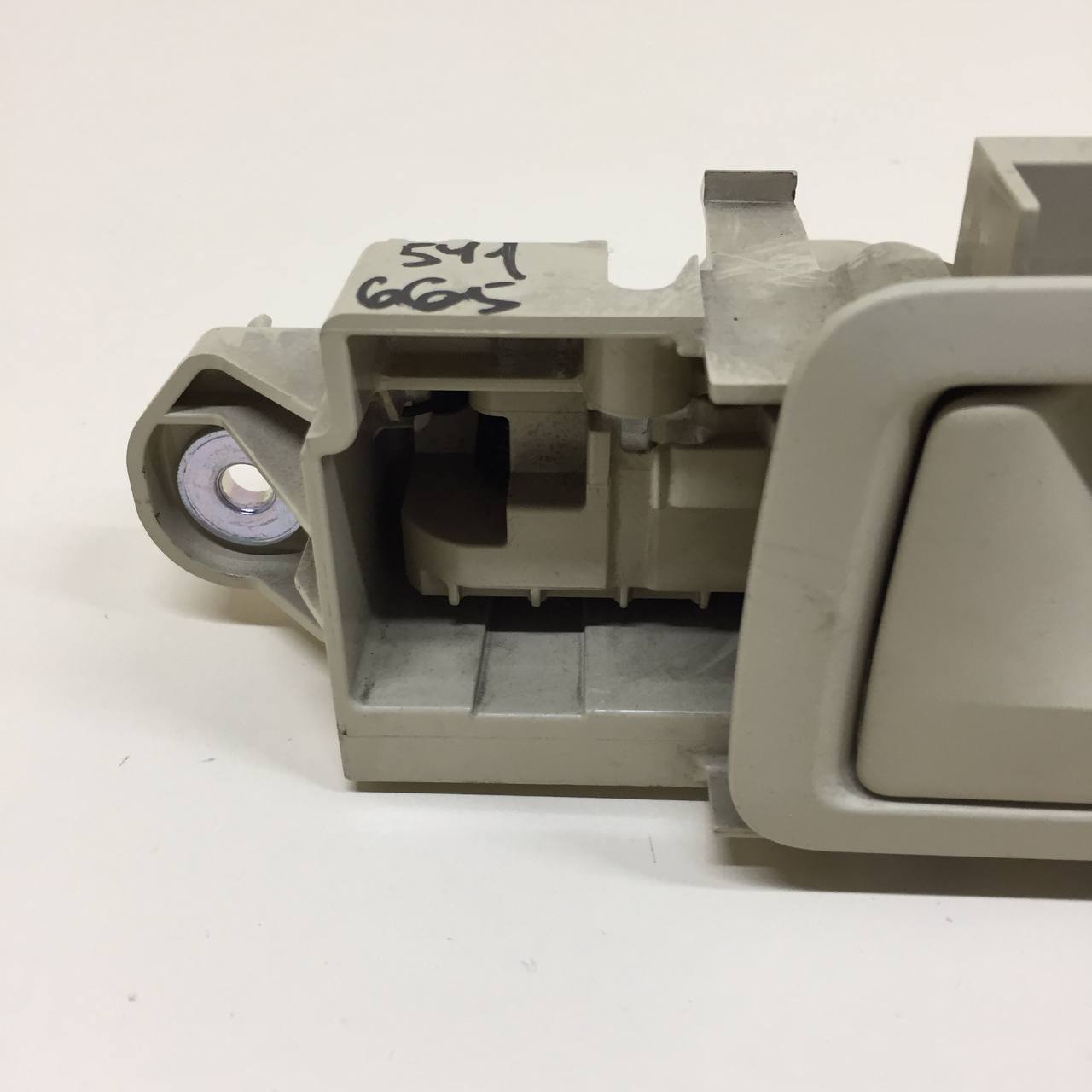 Ручка сиденья Lexus RX 350 /450h (XL10) 2009-2015 Ручка сиденья Lexus RX 350 /450h (XL10) 2009-2015
