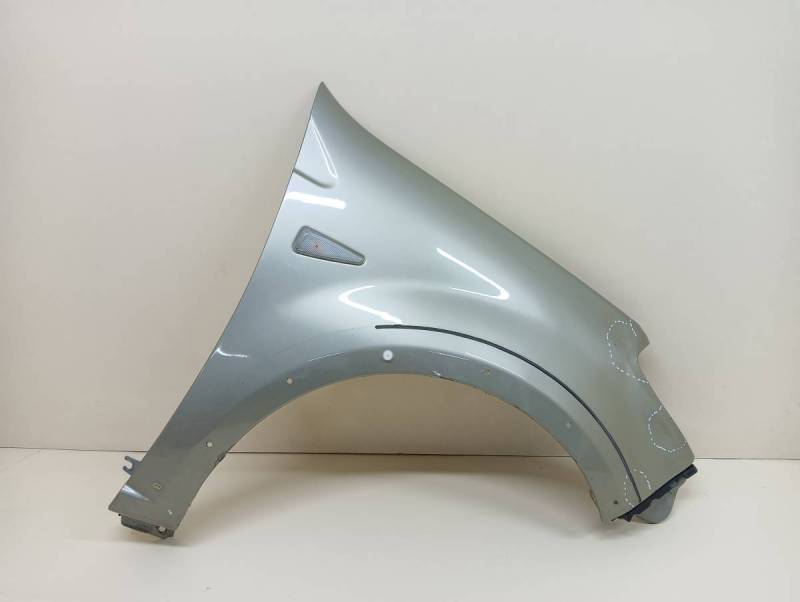 Крыло переднее правое Renault Sandero 2009-2014