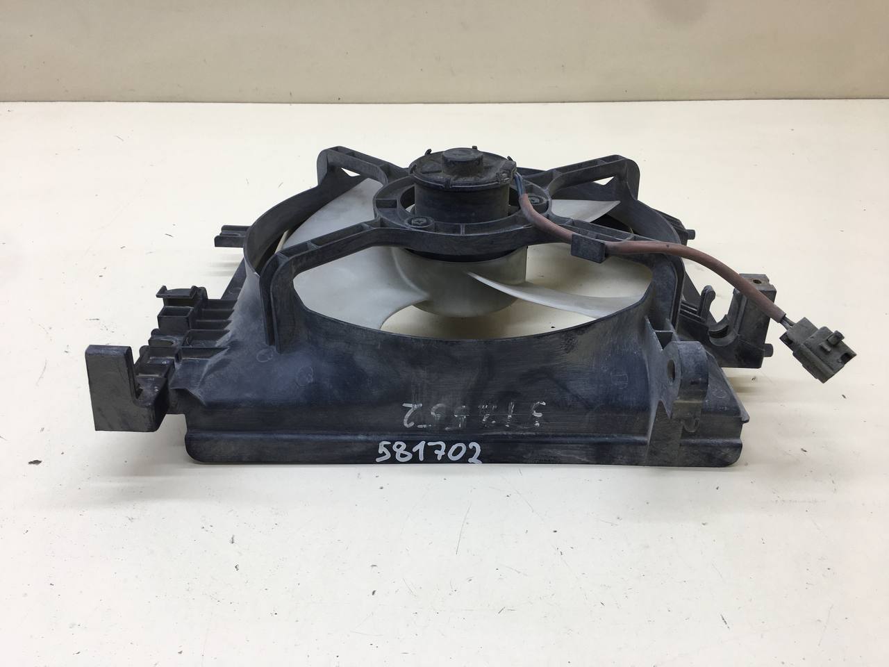 Диффузор вентилятора Subaru Impreza (G12) 2007-2012 Диффузор вентилятора Subaru Impreza (G12) 2007-2012