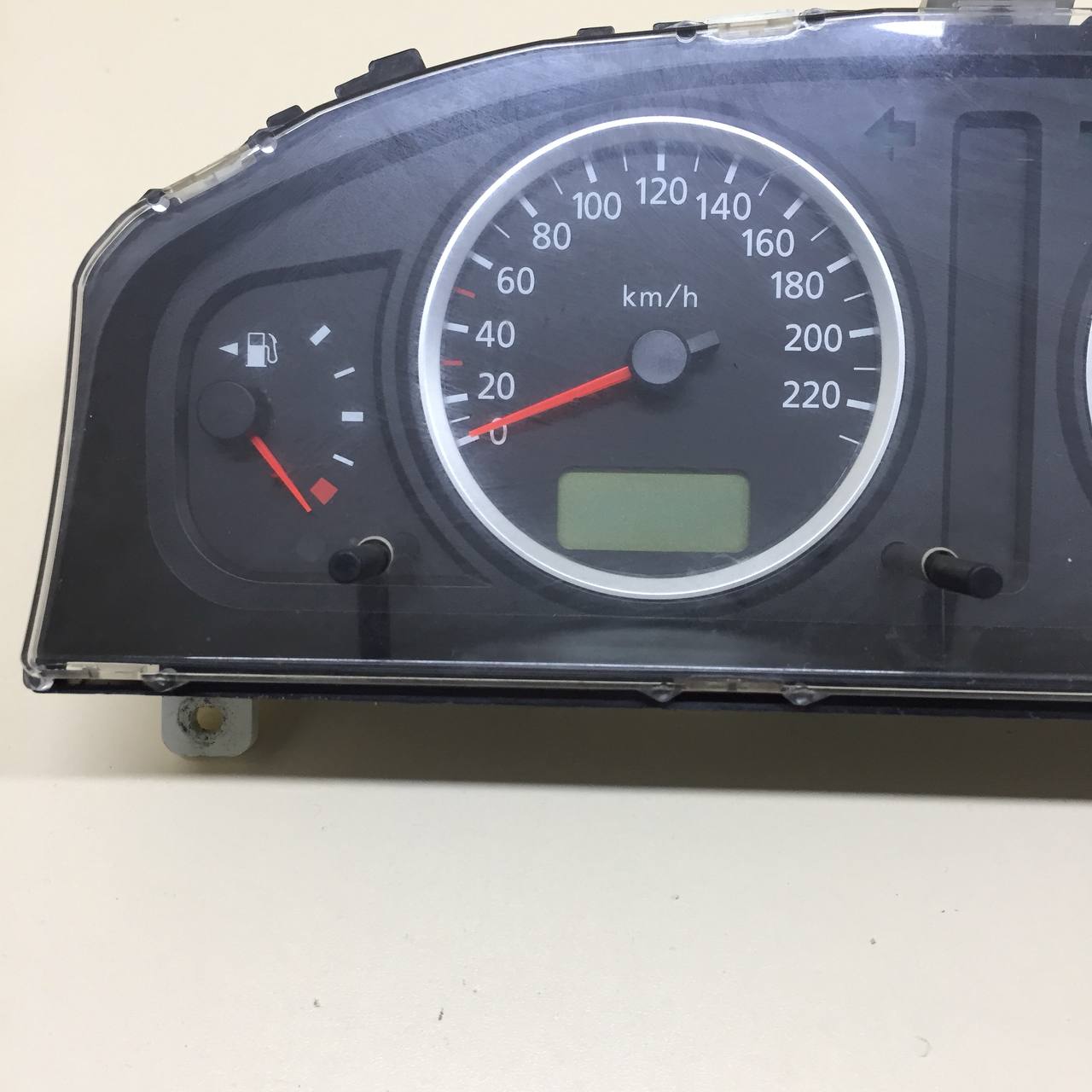 Панель приборов Nissan Almera (N16) 2000-2006 Панель приборов Nissan Almera (N16) 2000-2006