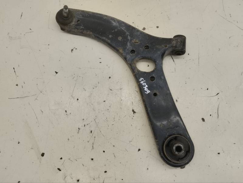 Рычаг передний левый Hyundai Solaris (RB) 2010-2017