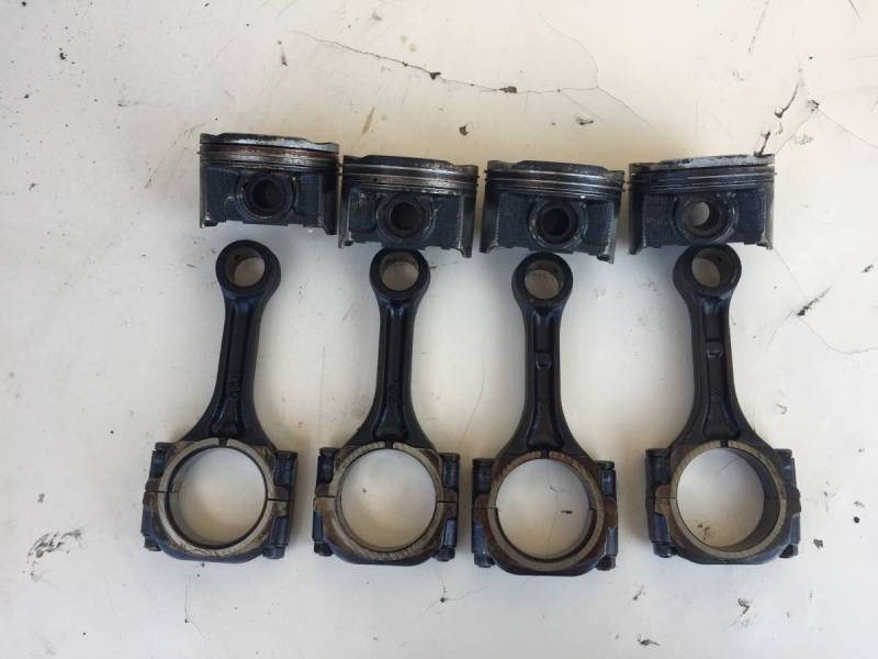 Поршень с шатуном Subaru Impreza (G12) 2007-2012