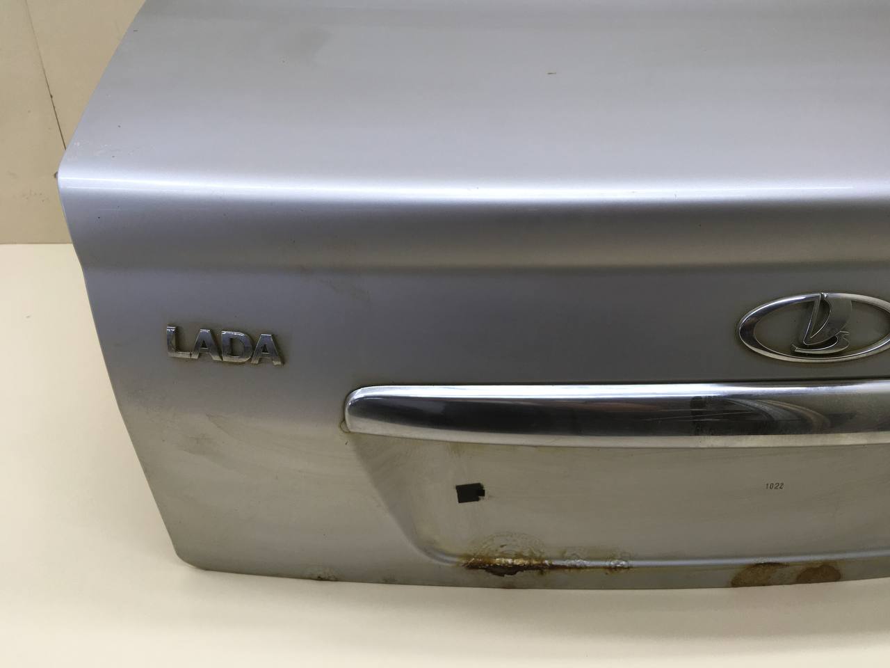 Крышка багажника Lada Priora 2007-2018