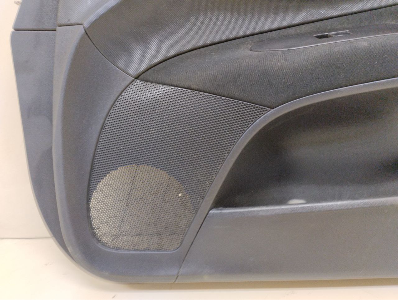 Обшивка двери передней правой Toyota Auris (E150) 2006-2012