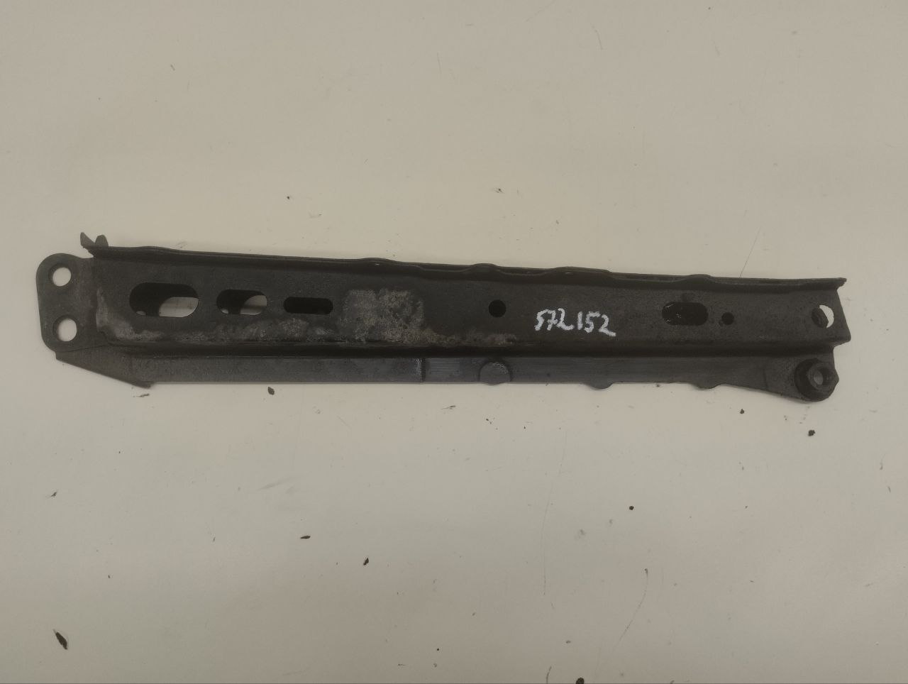 Балка передняя продольная Toyota Auris (E150) 2006-2012