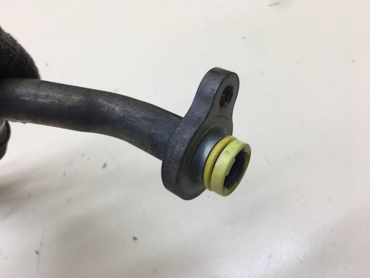 Трубка кондиционера Volvo XC60 2008-2017