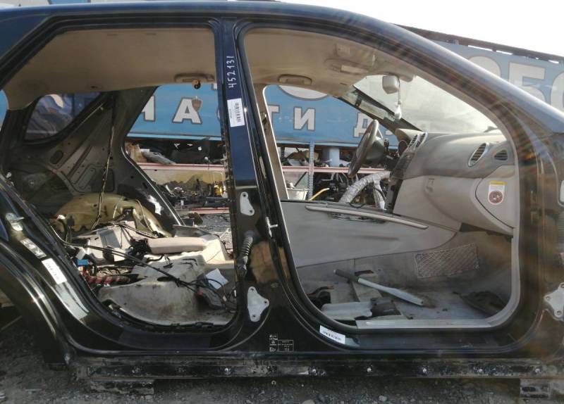 Порог со стойкой правый Mercedes-Benz M-Class (W164) 2005-2011