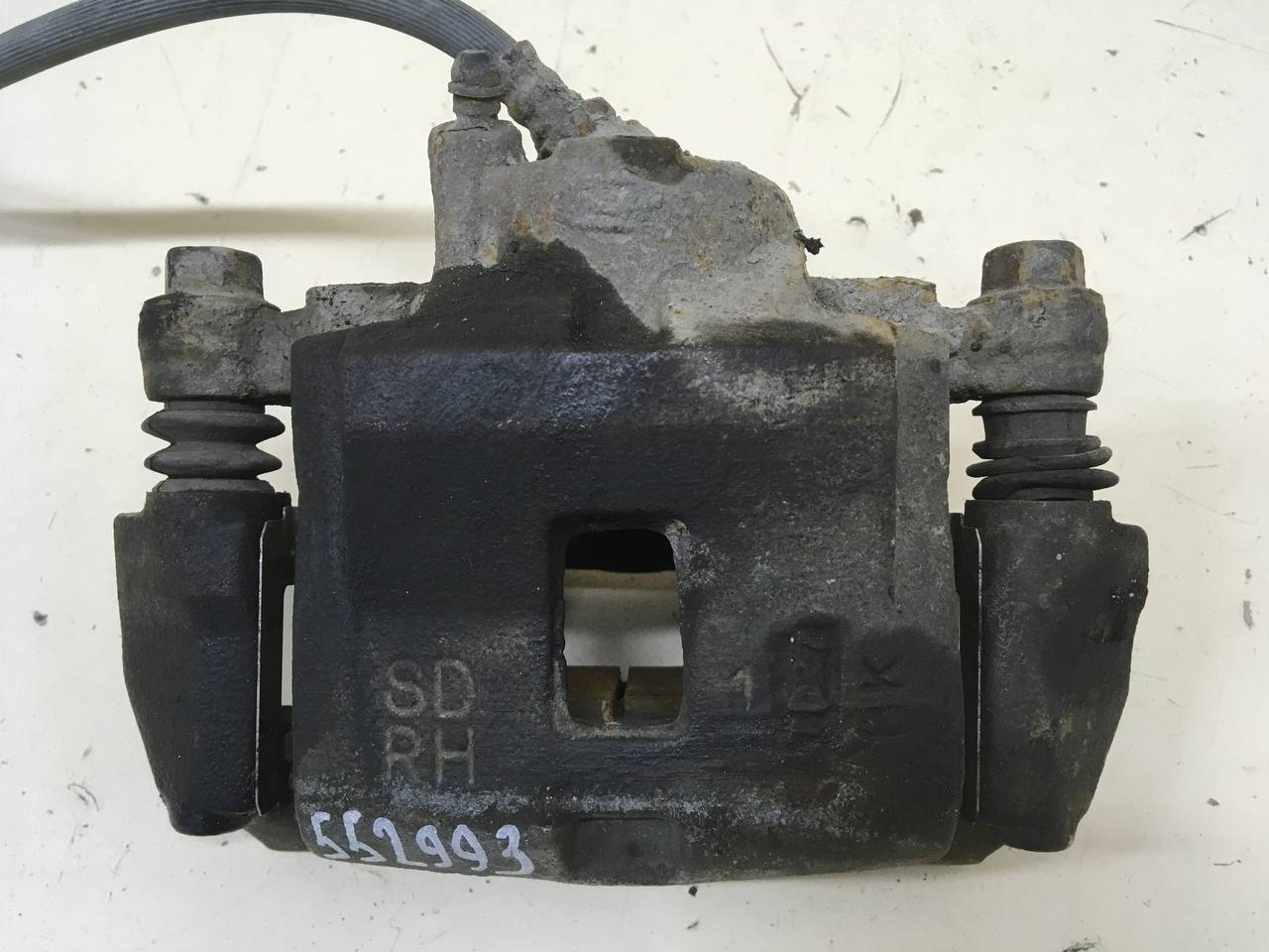 Суппорт передний правый Kia Spectra (SD) 2004-2011