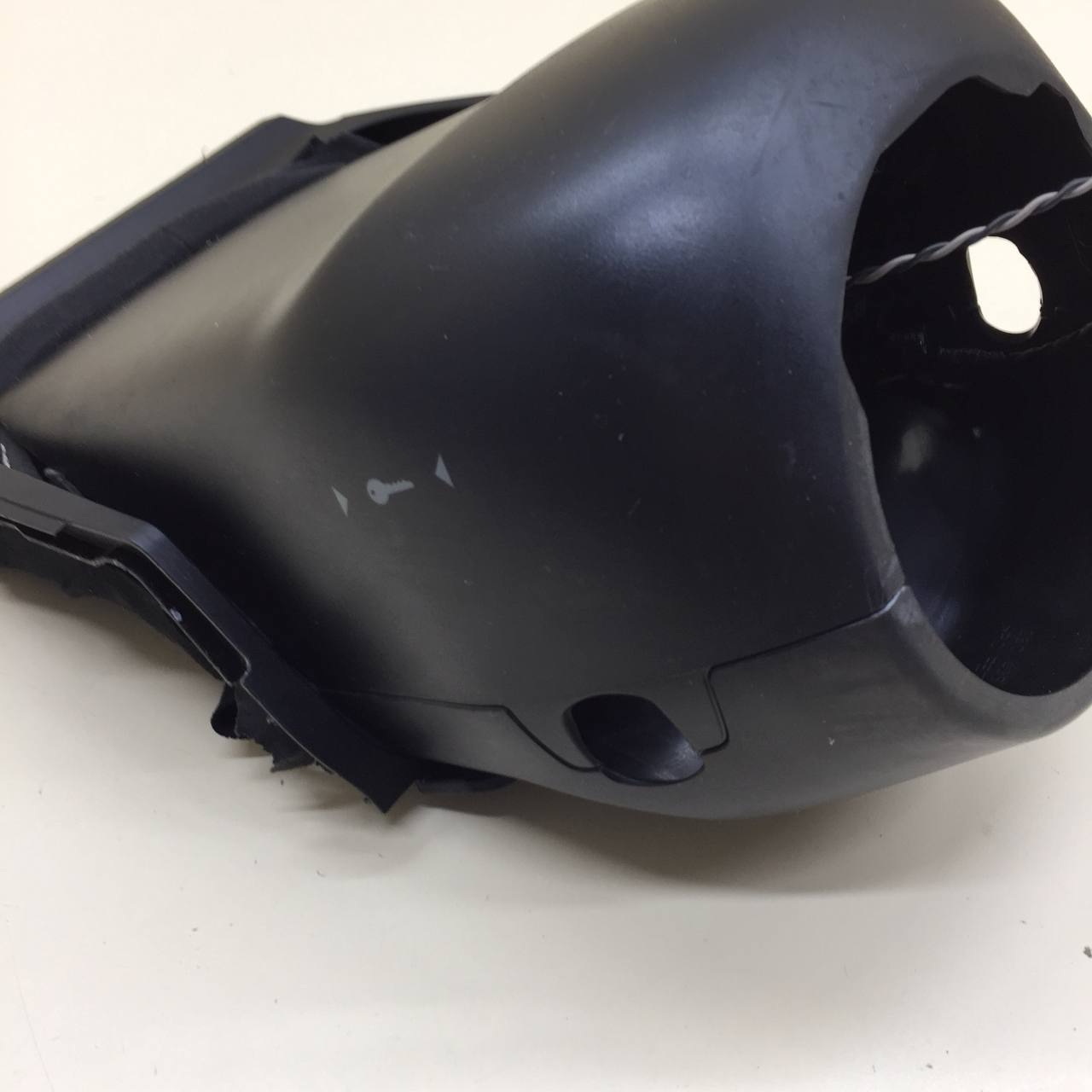 Кожух рулевой колонки BMW 5-series F10/F11 2009-2016 Кожух рулевой колонки BMW 5-series F10/F11 2009-2016