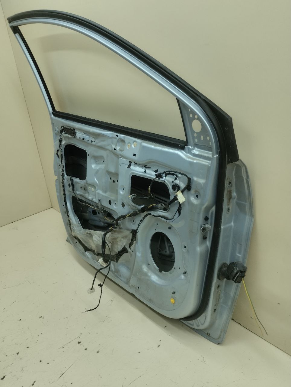 Дверь передняя левая Hyundai Solaris (RB) 2010-2017