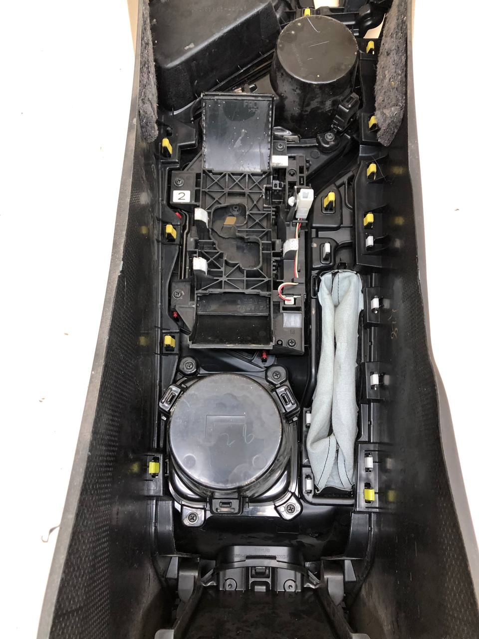 Консоль центральная Toyota Rav 4 (XA40) 2013-2019