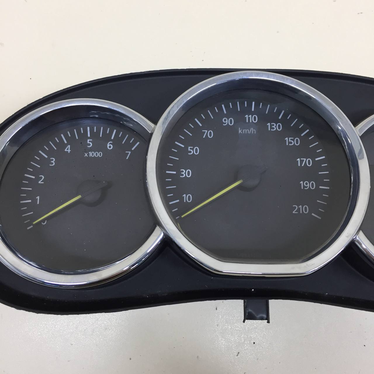 Панель приборов Renault Duster (HSA, HSM) 2012>