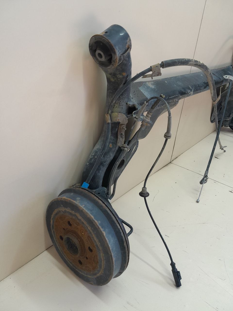 Балка задняя Peugeot 107 2006-2014 Балка задняя Peugeot 107 2006-2014