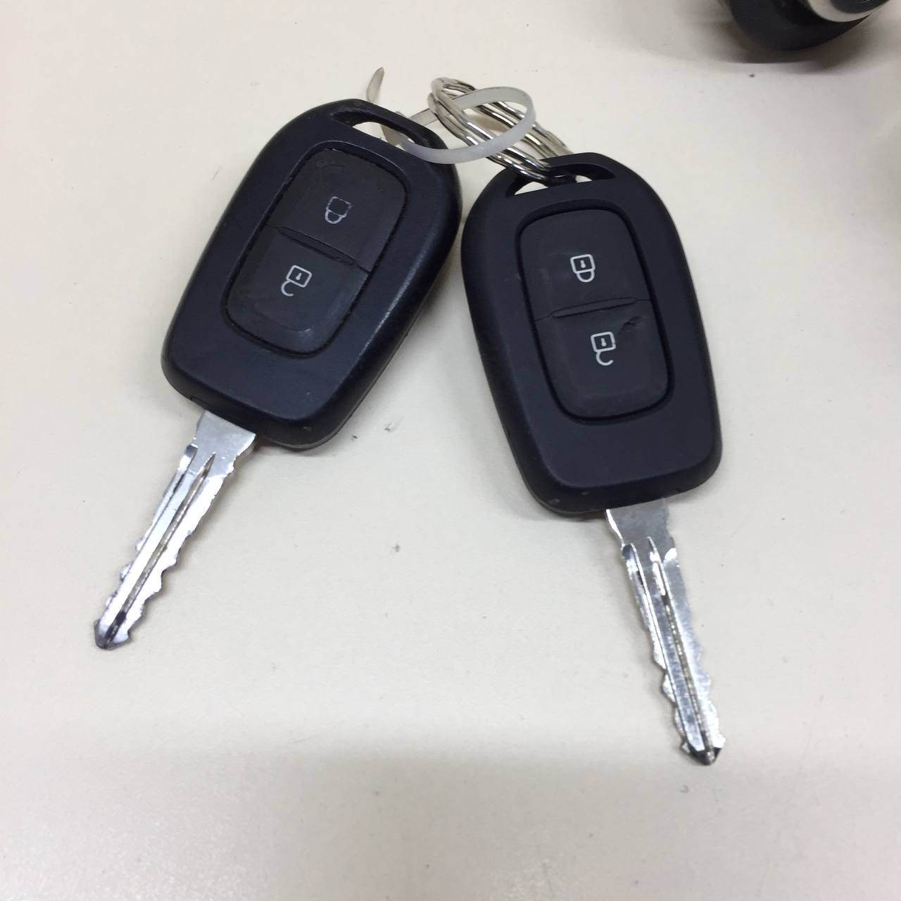 Замок зажигания Renault Logan (2) 2014> Замок зажигания Renault Logan (2) 2014>