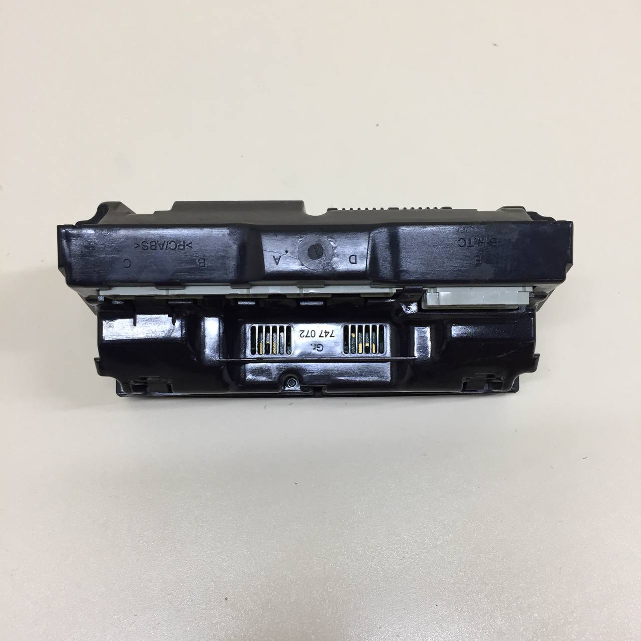 Блок управления климатической установкой Audi Q7 (4L) 2005-2015