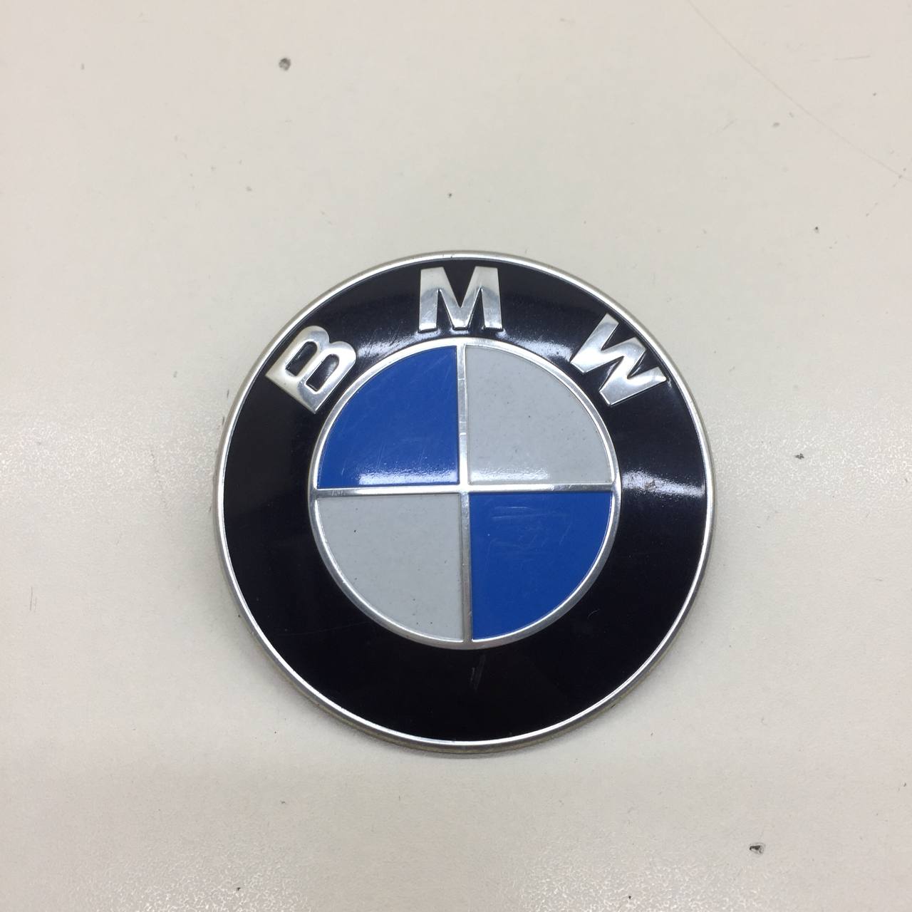 Эмблема BMW 5-series E60/E61 2003-2009 Эмблема BMW 5-series E60/E61 2003-2009