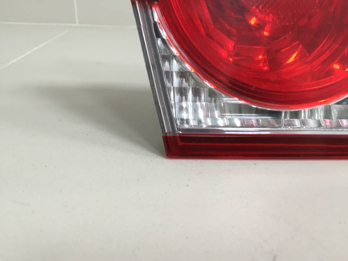 Фонарь задний внутренний левый Honda Civic 4D 2006-2012