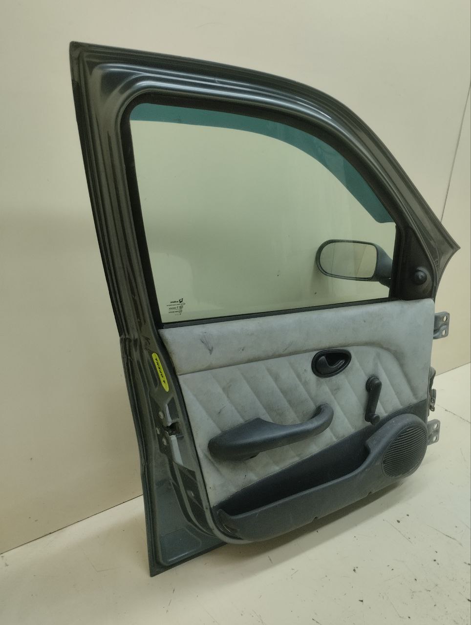 Дверь передняя левая Fiat Albea 2002-2012